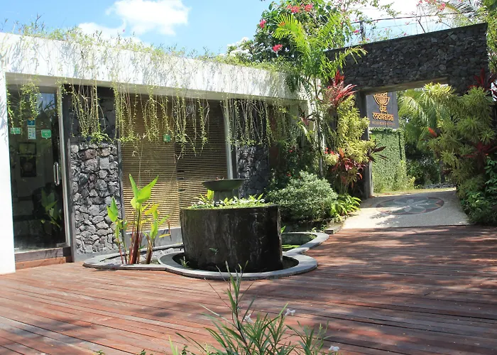 De Moksha Eco Friendly Boutique 4*