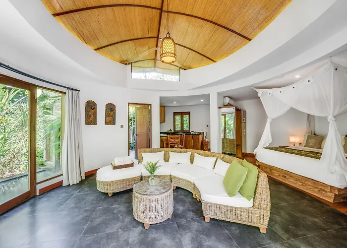 De Moksha Eco Friendly Boutique 4*